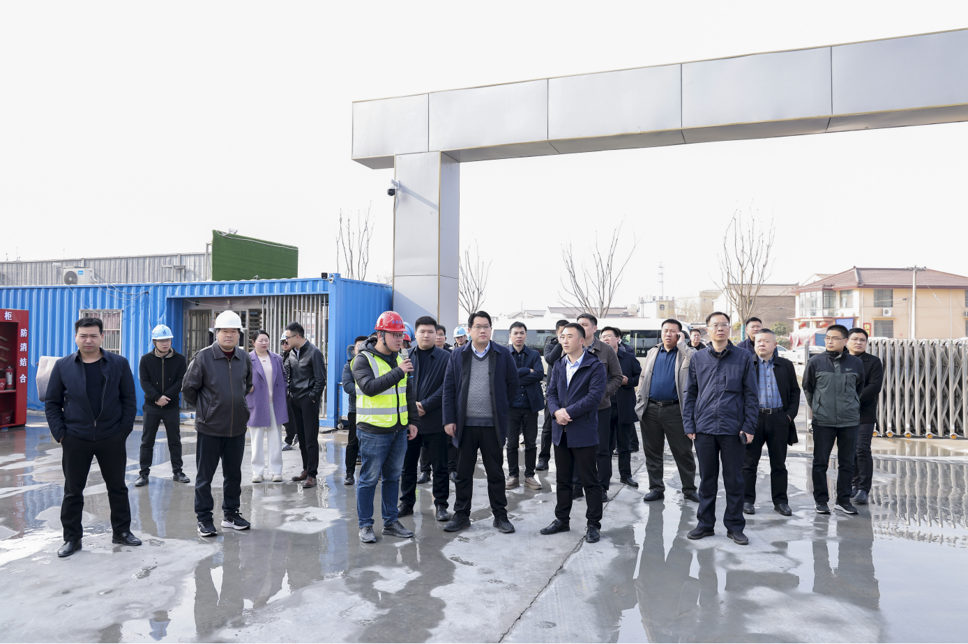             真抓实干 比学赶超--众安集团举行在建项目观摩评比活动