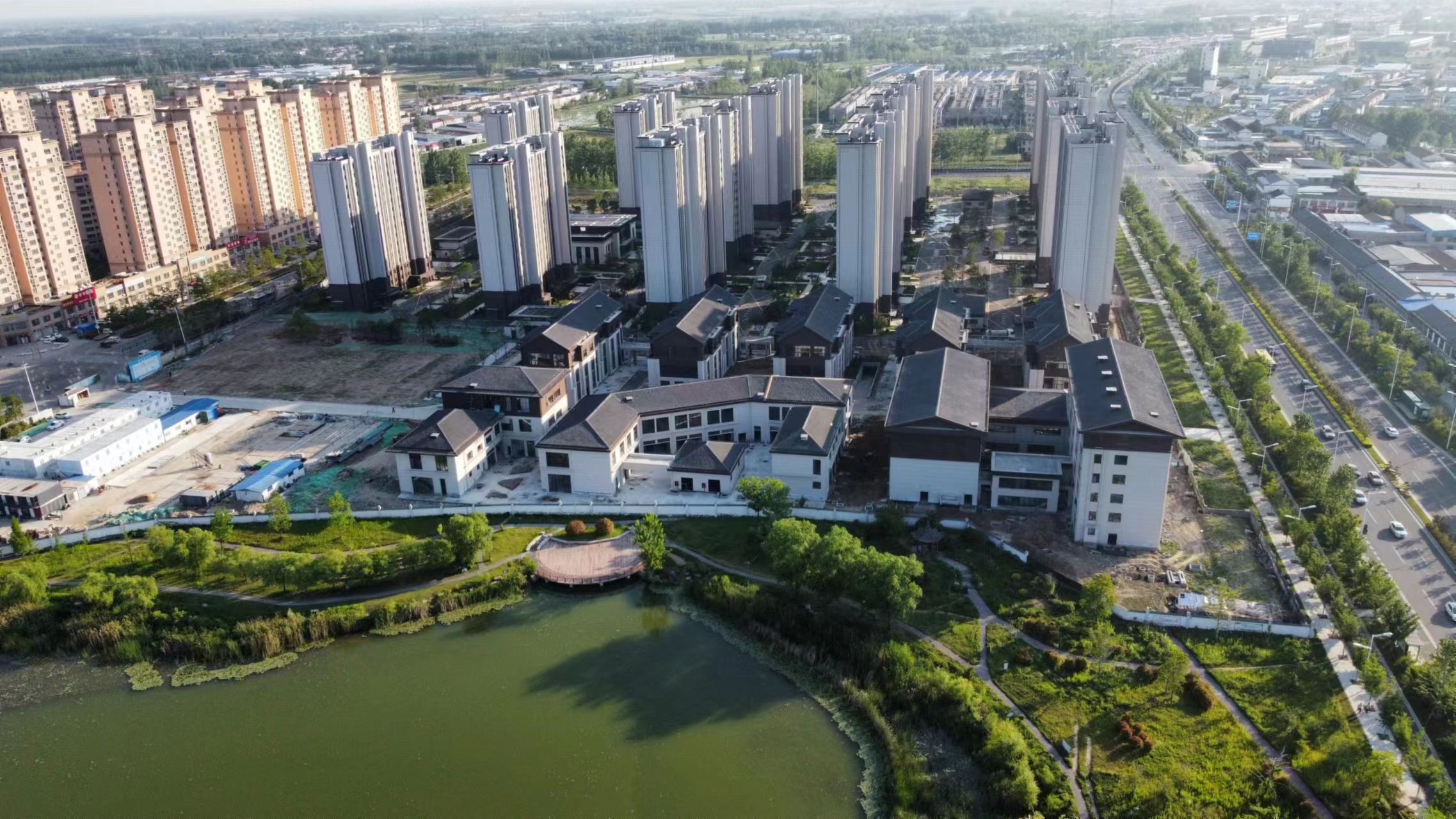             众安集团跑出重点项目建设“加速度”